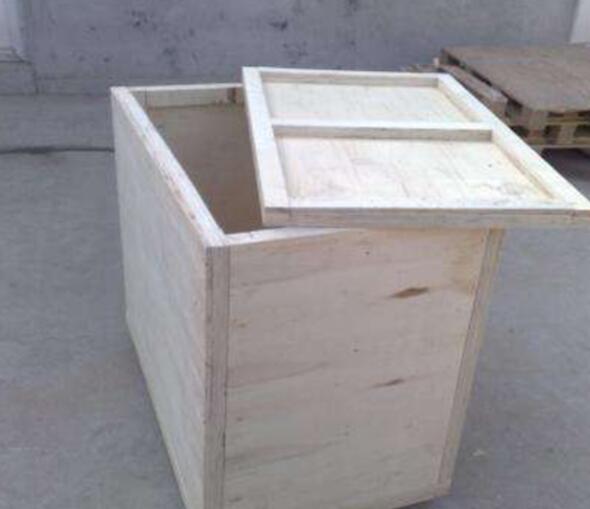 [重型紙箱廠家]重型紙箱壓痕槽有哪些設(shè)計特點？
